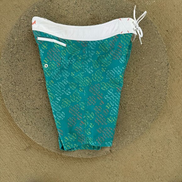 REEF WOMEN'S TURQUOISE BERMUDA BOARD SHORTS SIZE 3 JUNIOR - Picture 4 of 14